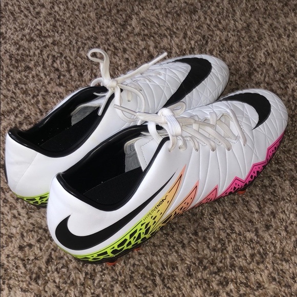 poshmark soccer cleats